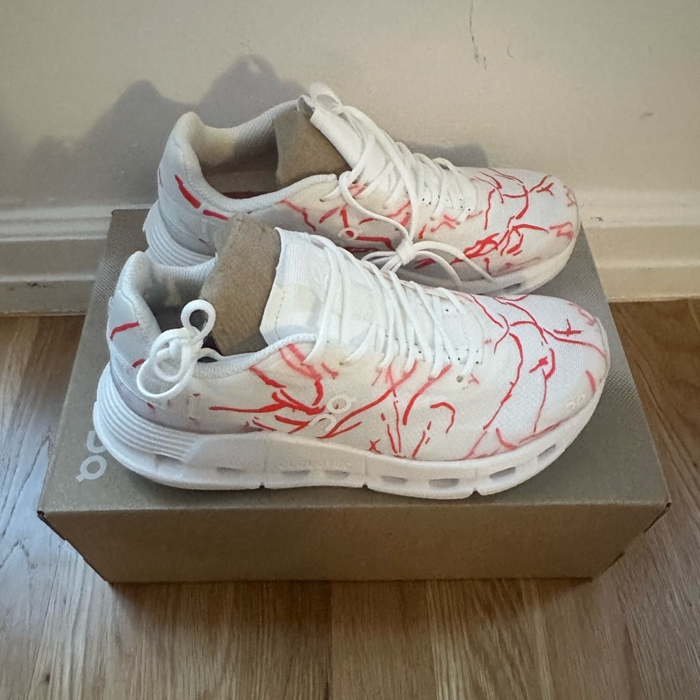 Special Edition On x Pamela Rosencranz women’s size 5 - Picture 3 of 5